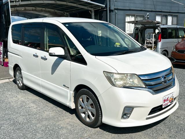 セレナ ハイウェイスター　Ｓ－ハイブリッド　ＥＴＣ　バックカメラ　ナビ　ＴＶ　オートクルーズコントロール　両側スライド・片側電動　オートライト　スマートキー　アイドリングストップ　電動格納ミラー　３列シート　ウォークスルー　ＣＶＴ（15枚目）