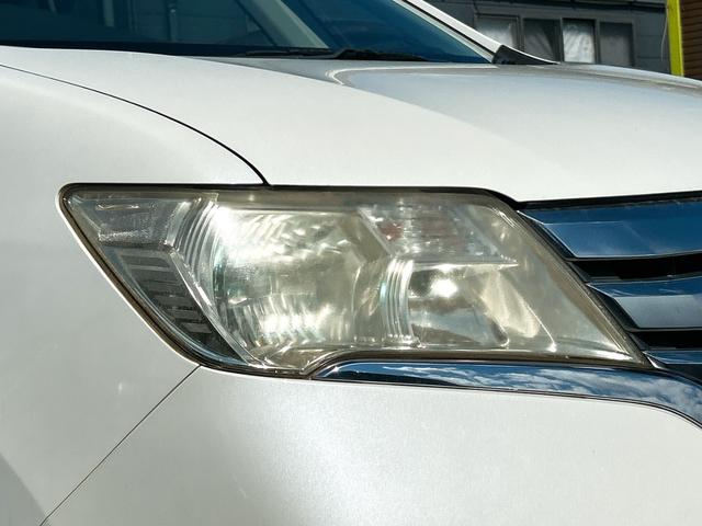 セレナ ハイウェイスター　Ｓ－ハイブリッド　ＥＴＣ　バックカメラ　ナビ　ＴＶ　オートクルーズコントロール　両側スライド・片側電動　オートライト　スマートキー　アイドリングストップ　電動格納ミラー　３列シート　ウォークスルー　ＣＶＴ（29枚目）
