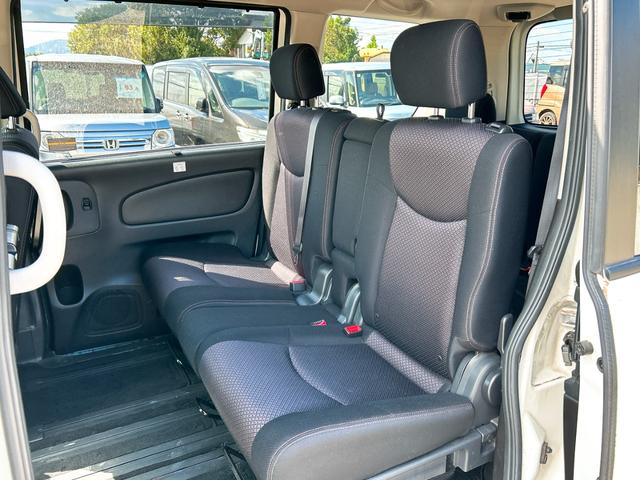 セレナ ハイウェイスター　Ｓ－ハイブリッド　ＥＴＣ　バックカメラ　ナビ　ＴＶ　オートクルーズコントロール　両側スライド・片側電動　オートライト　スマートキー　アイドリングストップ　電動格納ミラー　３列シート　ウォークスルー　ＣＶＴ（37枚目）