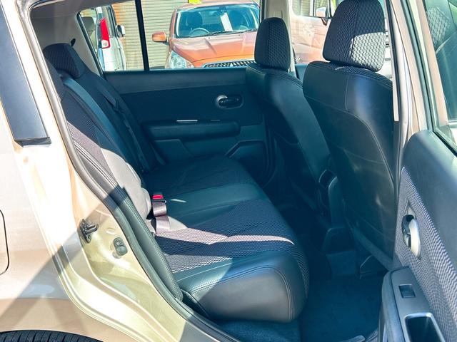 ティーダ １５Ｍ　ドライブレコーダー　バックカメラ　ナビ　ＴＶ　オートライト　キーレスエントリー　電動格納ミラー　ＣＶＴ　盗難防止システム　衝突安全ボディ　ＡＢＳ　ＣＤ　Ｂｌｕｅｔｏｏｔｈ　エアコン　パワーステアリング（40枚目）