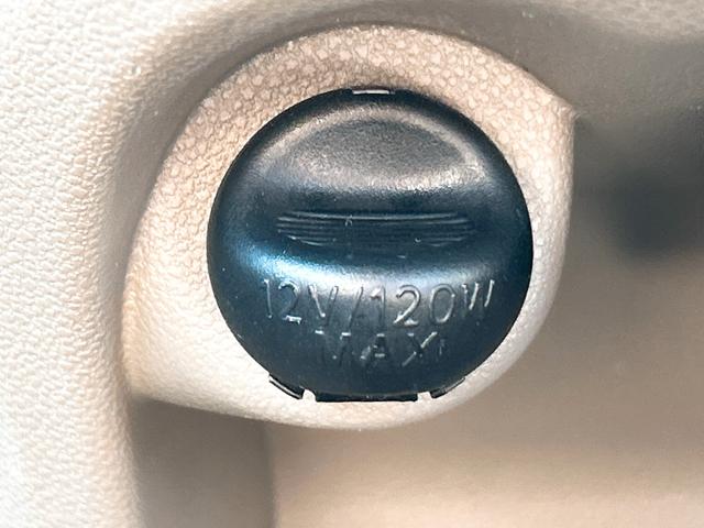 ミライース Ｌ　ＥＴＣ　キーレスエントリー　アイドリングストップ　ＣＶＴ　盗難防止システム　ＡＢＳ　ＣＤ　ミュージックプレイヤー接続可　衝突安全ボディ　エアコン　パワーステアリング（6枚目）