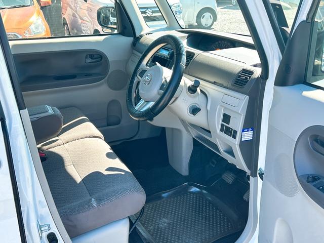 タント Ｌ　両側スライドドア　キーレスエントリー　アイドリングストップ　電動格納ミラー　ベンチシート　ＣＶＴ　盗難防止システム　ＡＢＳ　ＥＳＣ　ＣＤ　衝突安全ボディ　エアコン　パワーステアリング　パワーウィンドウ（8枚目）