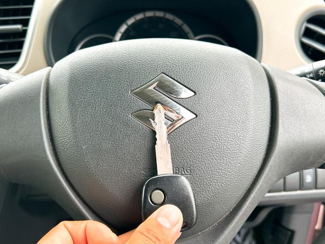 ワゴンＲ ＦＸ　キーレスエントリー　アイドリングストップ　電動格納ミラー　ベンチシート　ＣＶＴ　盗難防止システム　ＡＢＳ　ＣＤ　ミュージックプレイヤー接続可　アルミホイール　衝突安全ボディ　エアコン（7枚目）