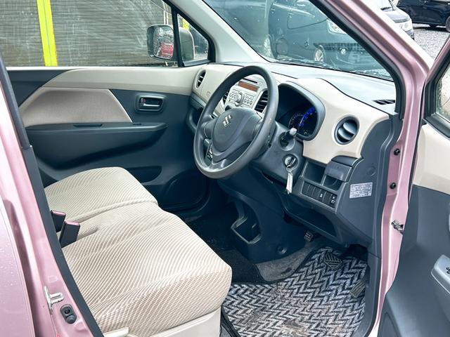 ワゴンＲ ＦＸ　キーレスエントリー　アイドリングストップ　電動格納ミラー　ベンチシート　ＣＶＴ　盗難防止システム　ＡＢＳ　ＣＤ　ミュージックプレイヤー接続可　アルミホイール　衝突安全ボディ　エアコン（9枚目）