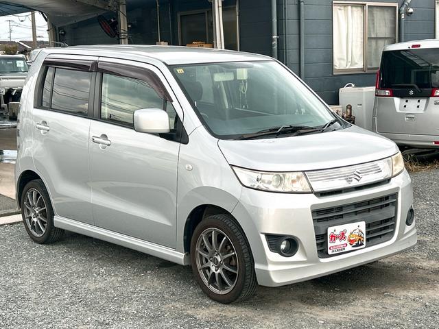 ワゴンＲスティングレー Ｘ　ＥＴＣ　ＨＩＤ　スマートキー　電動格納ミラー　ベンチシート　ＣＶＴ　盗難防止システム　ＡＢＳ　ＣＤ　アルミホイール　衝突安全ボディ　エアコン　パワーステアリング　パワーウィンドウ（14枚目）