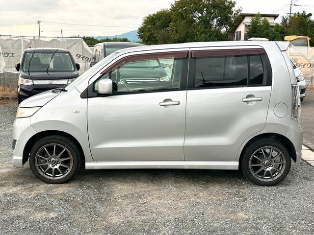 ワゴンＲスティングレー Ｘ　ＥＴＣ　ＨＩＤ　スマートキー　電動格納ミラー　ベンチシート　ＣＶＴ　盗難防止システム　ＡＢＳ　ＣＤ　アルミホイール　衝突安全ボディ　エアコン　パワーステアリング　パワーウィンドウ（15枚目）