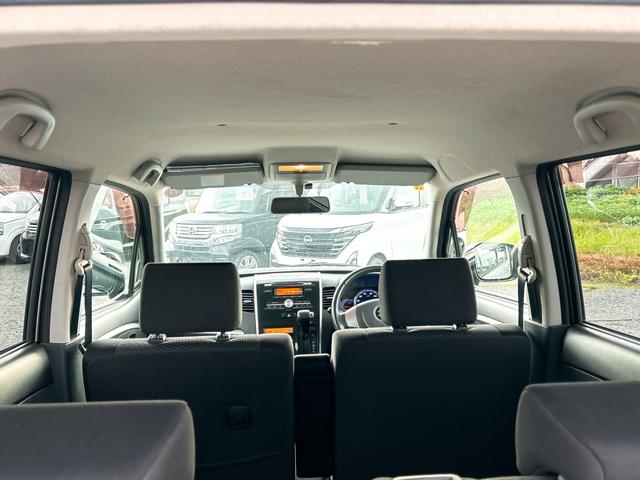 ワゴンＲスティングレー Ｘ　ＥＴＣ　ＨＩＤ　スマートキー　電動格納ミラー　ベンチシート　ＣＶＴ　盗難防止システム　ＡＢＳ　ＣＤ　アルミホイール　衝突安全ボディ　エアコン　パワーステアリング　パワーウィンドウ（24枚目）