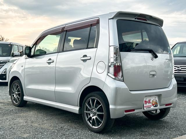 ワゴンＲスティングレー Ｘ　ＥＴＣ　ＨＩＤ　スマートキー　電動格納ミラー　ベンチシート　ＣＶＴ　盗難防止システム　ＡＢＳ　ＣＤ　アルミホイール　衝突安全ボディ　エアコン　パワーステアリング　パワーウィンドウ（39枚目）