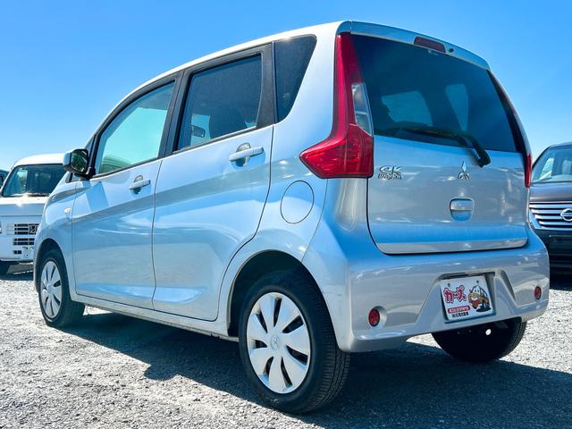 ｅＫワゴン Ｍ　ナビ　ＴＶ　キーレスエントリー　アイドリングストップ　シートヒーター　ベンチシート　ＣＶＴ　ＡＢＳ　ＣＤ　ＤＶＤ再生　Ｂｌｕｅｔｏｏｔｈ　衝突安全ボディ　エアコン　パワーステアリング　パワーウィンドウ（17枚目）