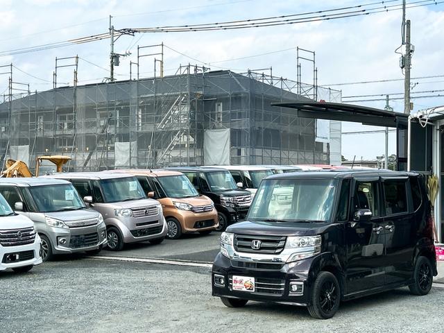 Ｎ－ＢＯＸカスタム Ｇ　ＳＳブラックスタイルパッケージ　ＥＴＣ　バックカメラ　両側スライド・片側電動　ナビ　ＴＶ　オートライト　ＨＩＤ　スマートキー　アイドリングストップ　電動格納ミラー　シートヒーター　ベンチシート　ＣＶＴ　盗難防止システム　ＡＢＳ（44枚目）