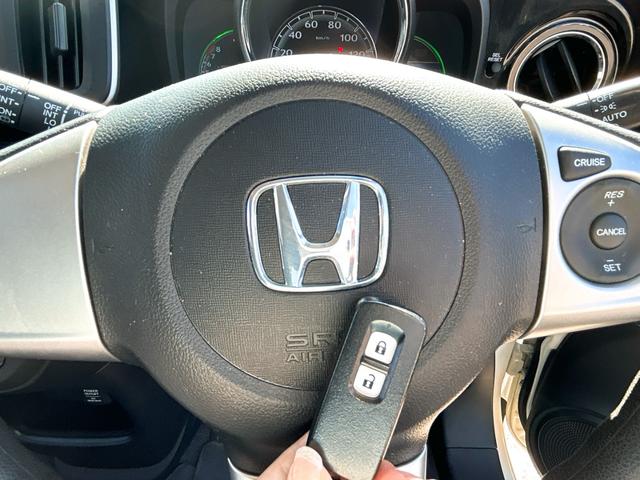 Ｎ－ＯＮＥ ツアラー・Ｌパッケージ　ドライブレコーダー　ＥＴＣ　バックカメラ　ナビ　オートクルーズコントロール　オートライト　ＨＩＤ　スマートキー　ベンチシート　ターボ　ＣＶＴ　盗難防止システム　ＡＢＳ　ＥＳＣ　アルミホイール（8枚目）