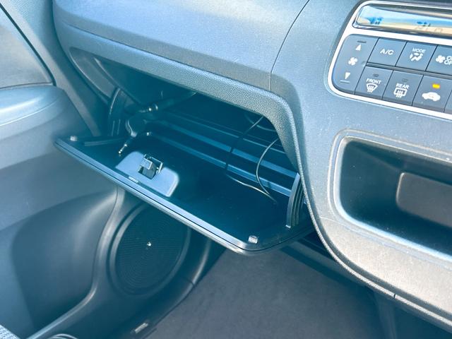 Ｎ－ＯＮＥ ツアラー・Ｌパッケージ　ドライブレコーダー　ＥＴＣ　バックカメラ　ナビ　オートクルーズコントロール　オートライト　ＨＩＤ　スマートキー　ベンチシート　ターボ　ＣＶＴ　盗難防止システム　ＡＢＳ　ＥＳＣ　アルミホイール（10枚目）