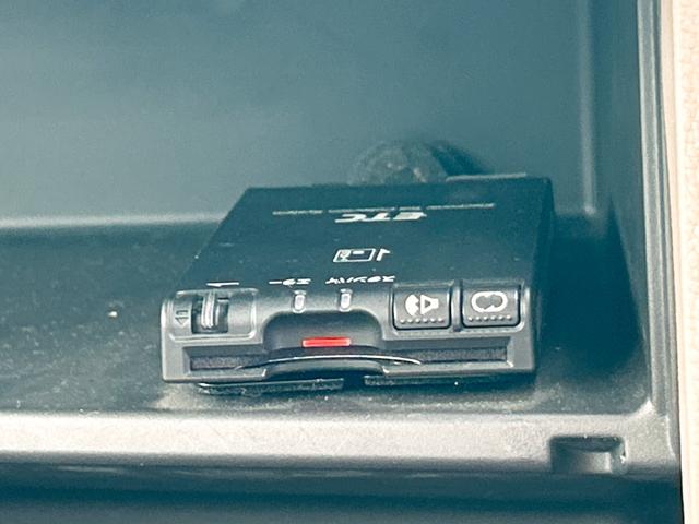 ｅＫワゴン Ｅ　ＥＴＣ　キーレスエントリー　電動格納ミラー　シートヒーター　ベンチシート　ＣＶＴ　ＡＢＳ　ＥＳＣ　ＣＤ　ミュージックプレイヤー接続可　衝突安全ボディ　エアコン　パワーステアリング　パワーウィンドウ（9枚目）