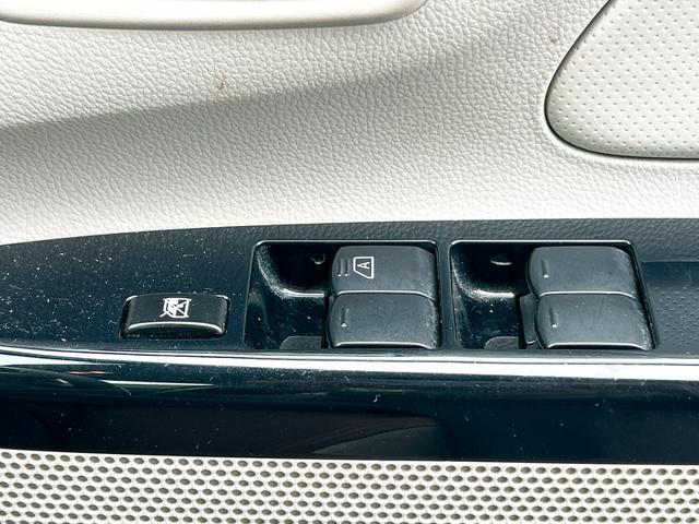 ｅＫワゴン Ｅ　ＥＴＣ　キーレスエントリー　電動格納ミラー　シートヒーター　ベンチシート　ＣＶＴ　ＡＢＳ　ＥＳＣ　ＣＤ　ミュージックプレイヤー接続可　衝突安全ボディ　エアコン　パワーステアリング　パワーウィンドウ（10枚目）