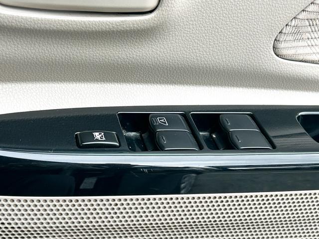 デイズルークス X ETC 全周囲カメラ 両側スライド・片側電動 ナビ TV 衝突被害軽減システム スマートキー アイドリングストップ ベンチシート CVT 盗難防止システム ABS ESC CD USB(11枚目)