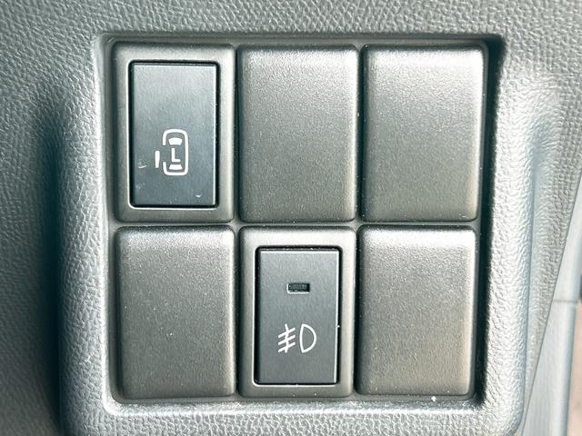 パレットＳＷ ＸＳ　両側スライド・片側電動　ナビ　ＴＶ　オートライト　ＨＩＤ　スマートキー　電動格納ミラー　ベンチシート　ＡＢＳ　ＣＤ　ＤＶＤ再生　ミュージックプレイヤー接続可（8枚目）