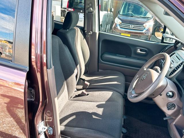 モコ E ショコラティエ スマートキー 電動格納ミラー ベンチシート AT 盗難防止システム ABS CD MD 衝突安全ボディ エアコン パワーステアリング パワーウィンドウ(8枚目)