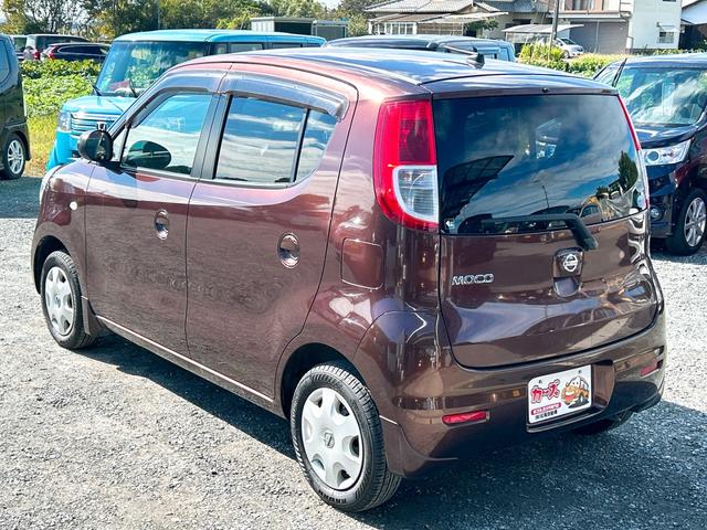 モコ E ショコラティエ スマートキー 電動格納ミラー ベンチシート AT 盗難防止システム ABS CD MD 衝突安全ボディ エアコン パワーステアリング パワーウィンドウ(16枚目)