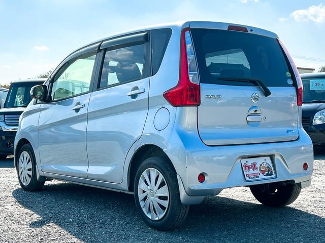 デイズ X ETC 全周囲カメラ ナビ TV スマートキー アイドリングストップ 電動格納ミラー ベンチシート CVT 盗難防止システム ABS ミュージックプレイヤー接続可 アルミホイール 衝突安全ボディ(17枚目)