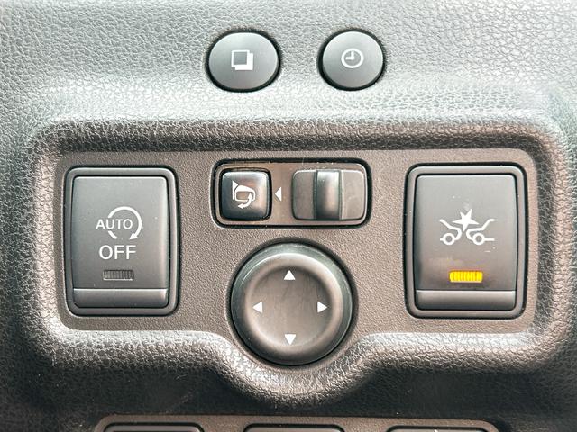 ノート X DIG-S エマージェンシーブレーキパッケージ レーンアシスト 衝突被害軽減システム スマートキー アイドリングストップ 電動格納ミラー CVT 盗難防止システム 衝突安全ボディ ABS ESC CD ミュージックプレイヤー接続可 エアコン(8枚目)