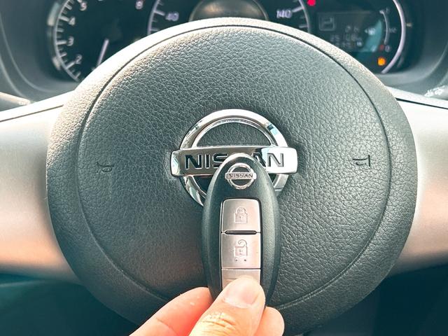 ノート X DIG-S エマージェンシーブレーキパッケージ レーンアシスト 衝突被害軽減システム スマートキー アイドリングストップ 電動格納ミラー CVT 盗難防止システム 衝突安全ボディ ABS ESC CD ミュージックプレイヤー接続可 エアコン(10枚目)