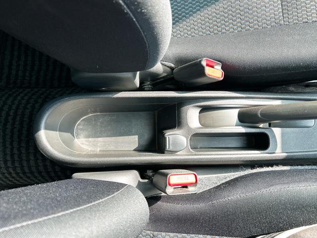 ノート X DIG-S エマージェンシーブレーキパッケージ レーンアシスト 衝突被害軽減システム スマートキー アイドリングストップ 電動格納ミラー CVT 盗難防止システム 衝突安全ボディ ABS ESC CD ミュージックプレイヤー接続可 エアコン(33枚目)