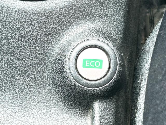 ノート X DIG-S エマージェンシーブレーキパッケージ レーンアシスト 衝突被害軽減システム スマートキー アイドリングストップ 電動格納ミラー CVT 盗難防止システム 衝突安全ボディ ABS ESC CD ミュージックプレイヤー接続可 エアコン(36枚目)