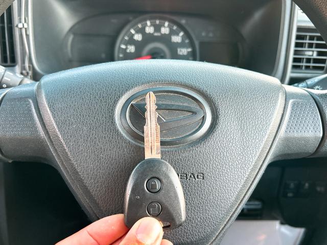 ハイゼットカーゴ DX SAIII AT 衝突被害軽減システム クリアランスソナー ETC ナビ TV 両側スライドドア キーレスエントリー アイドリングストップ オートマチックハイビーム ABS ESC エアコン(10枚目)