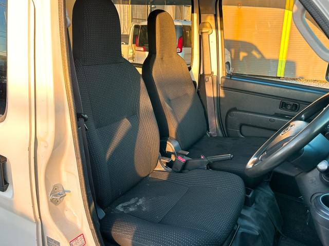 ハイゼットカーゴ DX SAIII AT 衝突被害軽減システム クリアランスソナー ETC ナビ TV 両側スライドドア キーレスエントリー アイドリングストップ オートマチックハイビーム ABS ESC エアコン(29枚目)