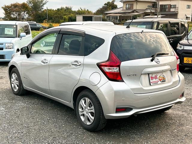 ノート e-パワー X 全周囲カメラ ナビ TV クリアランスソナー レーンアシスト 衝突被害軽減システム オートライト スマートキー 電動格納ミラー CVT 盗難防止システム 衝突安全ボディ ABS ESC CD(16枚目)