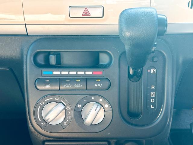 アルトラパン G ナビ TV スマートキー アイドリングストップ ベンチシート CVT 盗難防止システム ABS CD USB 衝突安全ボディ エアコン パワーステアリング パワーウィンドウ(4枚目)