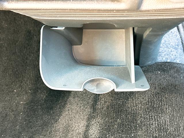 アルトラパン G ナビ TV スマートキー アイドリングストップ ベンチシート CVT 盗難防止システム ABS CD USB 衝突安全ボディ エアコン パワーステアリング パワーウィンドウ(29枚目)