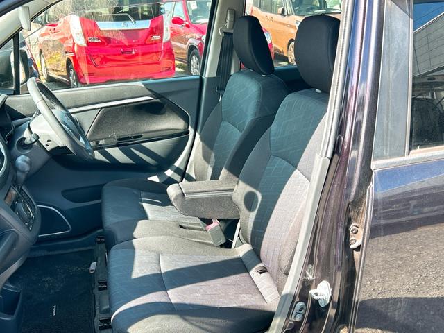 ワゴンＲスティングレー Ｘ　バックカメラ　ナビ　ＴＶ　クリアランスソナー　衝突被害軽減システム　オートライト　ＨＩＤ　スマートキー　アイドリングストップ　電動格納ミラー　シートヒーター　ベンチシート　ＣＶＴ　盗難防止システム（27枚目）