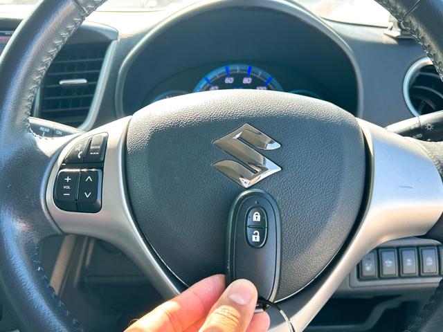 ワゴンＲスティングレー Ｘ　バックカメラ　ナビ　ＴＶ　クリアランスソナー　衝突被害軽減システム　オートライト　ＨＩＤ　スマートキー　アイドリングストップ　電動格納ミラー　シートヒーター　ベンチシート　ＣＶＴ　盗難防止システム（28枚目）