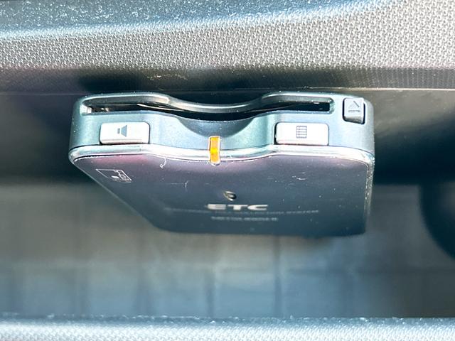 ムーヴ カスタム RS ETC オートライト スマートキー アイドリングストップ 電動格納ミラー ベンチシート CVT 盗難防止システム ABS CD アルミホイール 衝突安全ボディ エアコン パワーステアリング(8枚目)