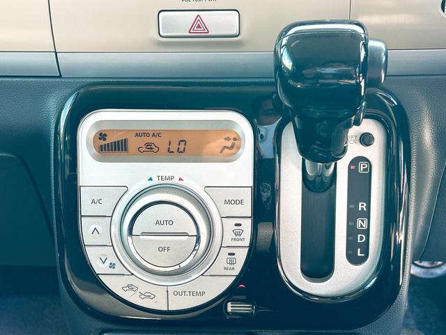 アルトラパン 10thアニバーサリーリミテッド オートライト スマートキー 電動格納ミラー シートヒーター ベンチシート CVT 盗難防止システム ABS CD アルミホイール 衝突安全ボディ エアコン パワーステアリング パワーウィンドウ(6枚目)