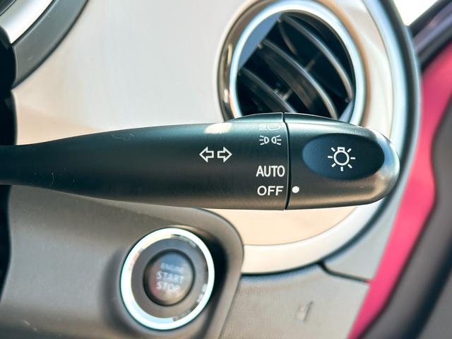 アルトラパン 10thアニバーサリーリミテッド オートライト スマートキー 電動格納ミラー シートヒーター ベンチシート CVT 盗難防止システム ABS CD アルミホイール 衝突安全ボディ エアコン パワーステアリング パワーウィンドウ(10枚目)