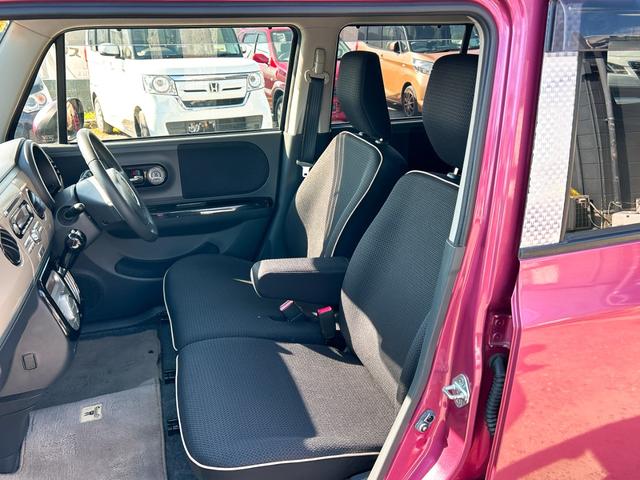 アルトラパン 10thアニバーサリーリミテッド オートライト スマートキー 電動格納ミラー シートヒーター ベンチシート CVT 盗難防止システム ABS CD アルミホイール 衝突安全ボディ エアコン パワーステアリング パワーウィンドウ(29枚目)