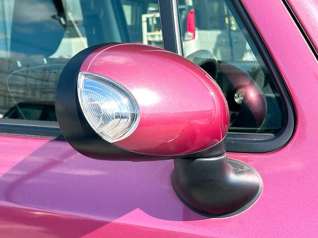 アルトラパン 10thアニバーサリーリミテッド オートライト スマートキー 電動格納ミラー シートヒーター ベンチシート CVT 盗難防止システム ABS CD アルミホイール 衝突安全ボディ エアコン パワーステアリング パワーウィンドウ(34枚目)