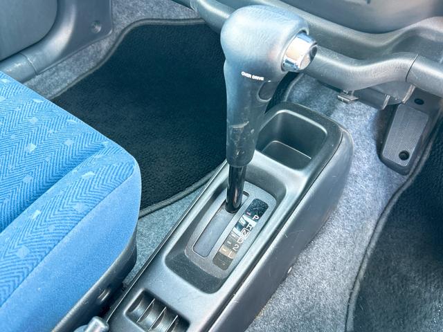 Kei Bターボ ETC キーレスエントリー 電動格納ミラー AT ABS CD アルミホイール 衝突安全ボディ エアコン パワーステアリング(8枚目)