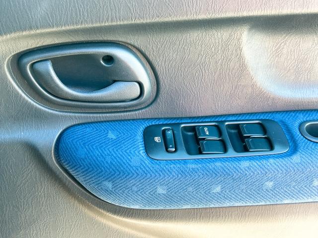 Kei Bターボ ETC キーレスエントリー 電動格納ミラー AT ABS CD アルミホイール 衝突安全ボディ エアコン パワーステアリング(11枚目)