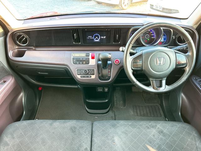 N-ONE プレミアム・Lパッケージ バックカメラ オートライト HID スマートキー アイドリングストップ 電動格納ミラー ベンチシート CVT 盗難防止システム ABS ESC CD USB アルミホイール 衝突安全ボディ エアコン(2枚目)