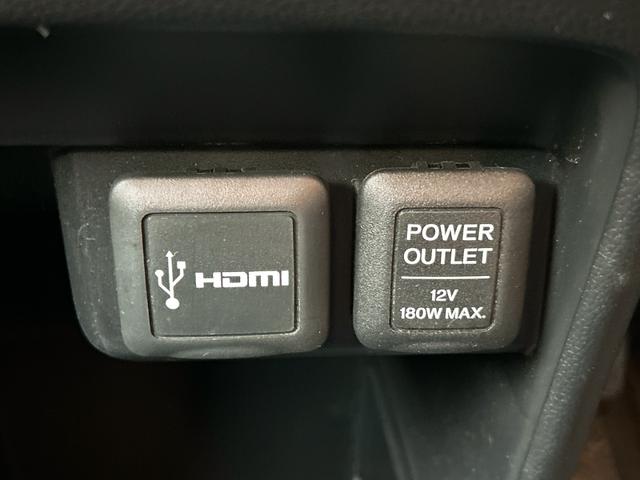 N-ONE プレミアム・Lパッケージ バックカメラ オートライト HID スマートキー アイドリングストップ 電動格納ミラー ベンチシート CVT 盗難防止システム ABS ESC CD USB アルミホイール 衝突安全ボディ エアコン(11枚目)