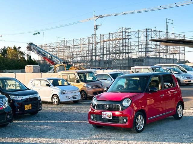 N-ONE プレミアム・Lパッケージ バックカメラ オートライト HID スマートキー アイドリングストップ 電動格納ミラー ベンチシート CVT 盗難防止システム ABS ESC CD USB アルミホイール 衝突安全ボディ エアコン(22枚目)