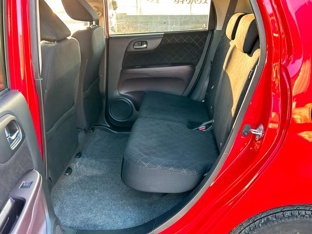 N-ONE プレミアム・Lパッケージ バックカメラ オートライト HID スマートキー アイドリングストップ 電動格納ミラー ベンチシート CVT 盗難防止システム ABS ESC CD USB アルミホイール 衝突安全ボディ エアコン(33枚目)