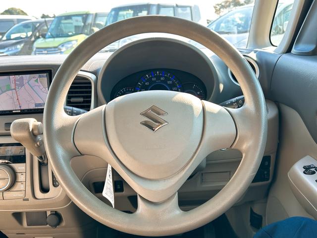 スペーシア Ｘ　バックカメラ　両側スライド・片側電動　ナビ　スマートキー　アイドリングストップ　電動格納ミラー　ベンチシート　ＣＶＴ　盗難防止システム　ＡＢＳ　ＣＤ　ＵＳＢ　衝突安全ボディ　エアコン（3枚目）