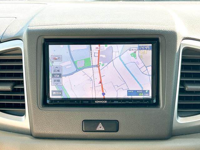 スペーシア Ｘ　バックカメラ　両側スライド・片側電動　ナビ　スマートキー　アイドリングストップ　電動格納ミラー　ベンチシート　ＣＶＴ　盗難防止システム　ＡＢＳ　ＣＤ　ＵＳＢ　衝突安全ボディ　エアコン（4枚目）