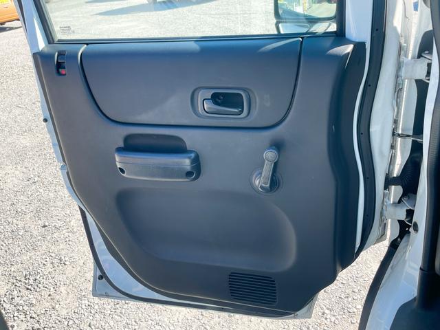 ご覧頂きまして誠に有難うございます！！是非ご来店して頂き、実際にご覧になって頂ければと思います。お客様からのご連絡をスタッフ一同、心よりお待ちしております