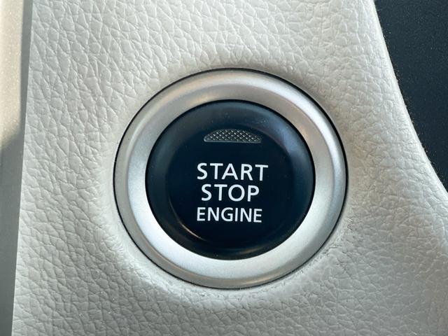 キーを携帯しているだけで、エンジンの始動が可能な装備です。プッシュスタートですのでエンジンの始動もボタンを押すだけです
