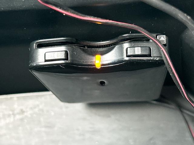 Ｎ－ＢＯＸカスタム Ｇ・ターボＡパッケージ　ＥＴＣ　バックカメラ　両側電動スライドドア　ナビ　オートクルーズコントロール　衝突被害軽減システム　オートライト　ＨＩＤ　スマートキー　アイドリングストップ　電動格納ミラー　ベンチシート　ＣＶＴ（6枚目）